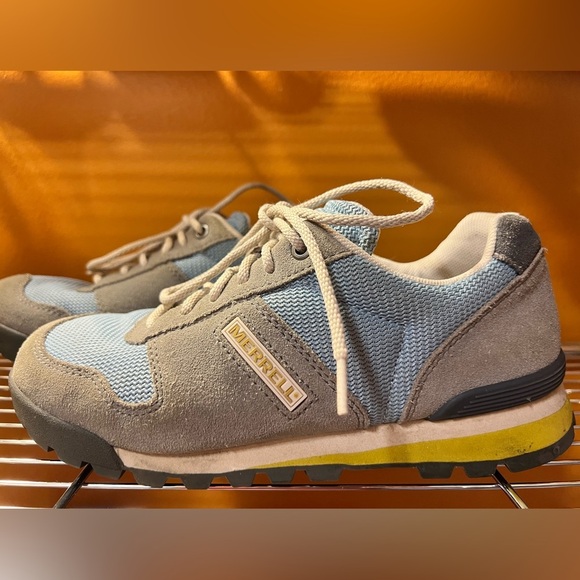 Merrell Solo Air Cushion Wild Dove/Forget Me Not Women’s Low Hiker Sz 6.5 Blue - Picture 1 of 11